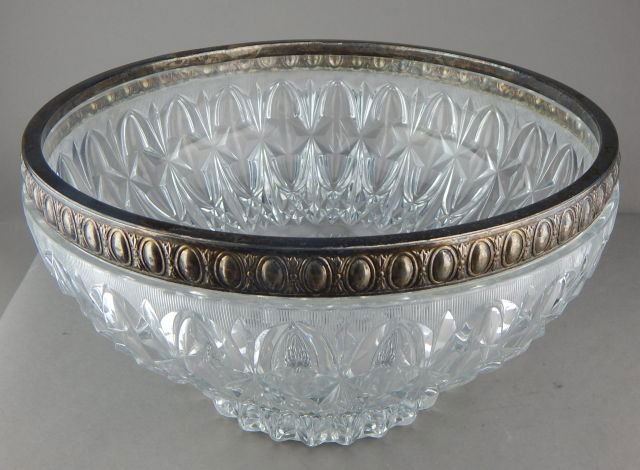 Vintage American Cut Crystal Serving Bowl (1 of 5)