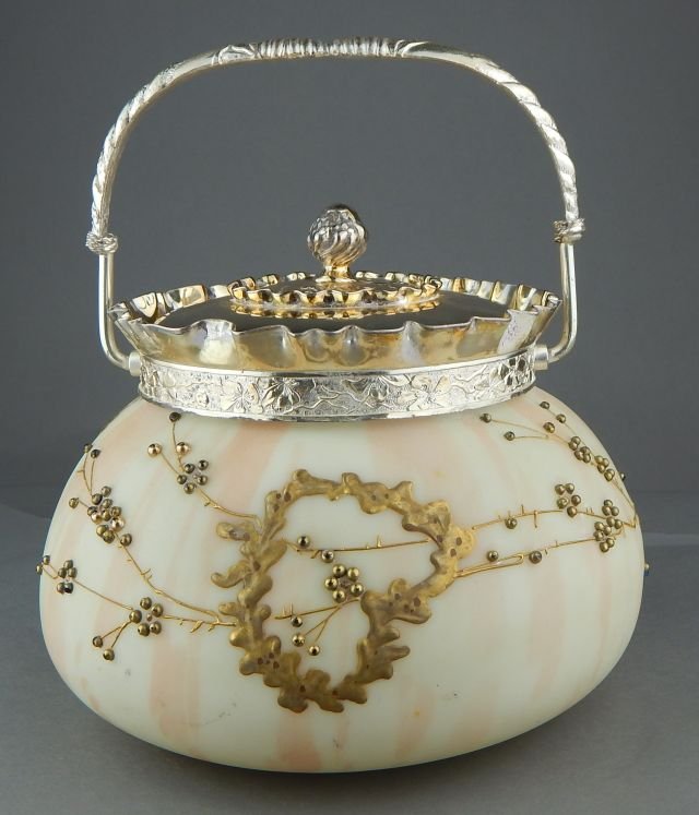 Vintage Mount Washington Satin Art Glass Bowl (1 of 4)