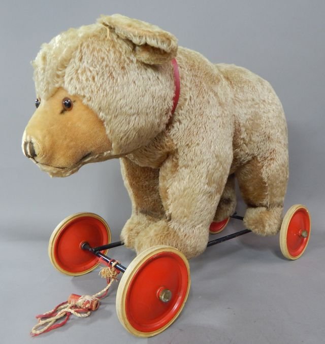 Large Steiff Bear Pull Toy (1 of 5)