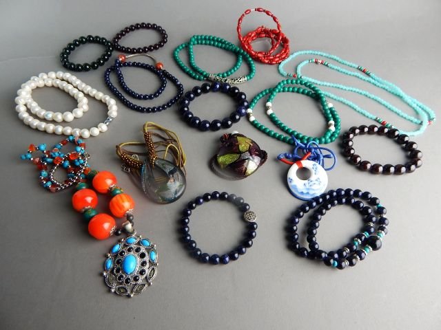 Collection of Assorted Necklaces and Bracelets (1 of 4)