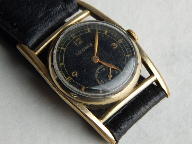 Longines 17 Jewels Drivers Wristwatch: Estimate $150 - $200 Starting Bid $125 1 1 1 1