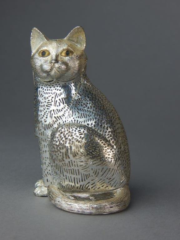 Christofle France Filigree Lumiere Collection Cat: Marked on the bottom, measures 3 1/2". Estimate $200 - $300 Starting Bid $20