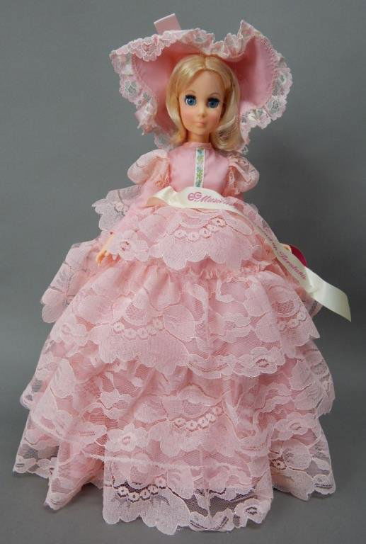 Automaton 1970s Goldberger Musical Doll (1 of 4)