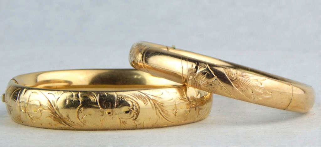 Two Gold Filled Bangle Bracelets (1 of 3)