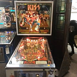 Bally "KISS" Pinball Machine