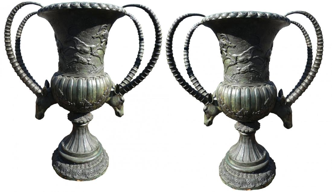 Pair of bronze garden urns with antelopes (1 of 3)