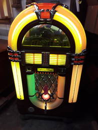 Wurlitzer 1015 jukebox
