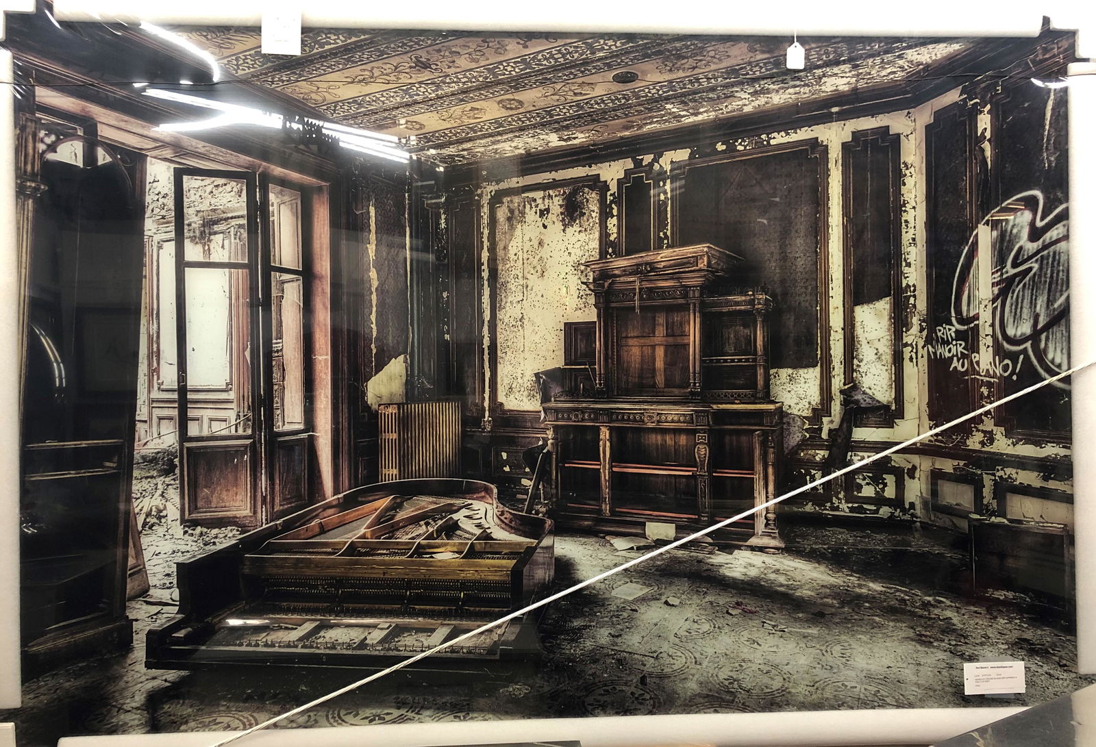 Glass Art Panel Interior scene (1 of 2)