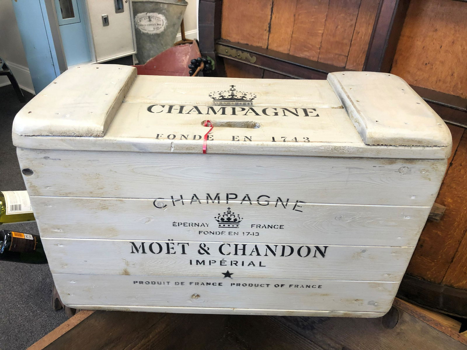 Wooden Trunk marked Moet & Chandon (1 of 4)