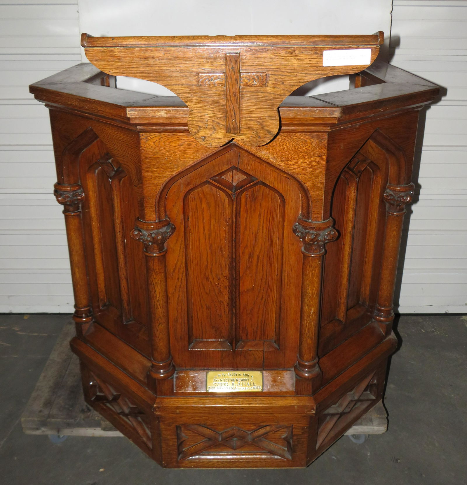 Carved Oak Gothic Pulpit With Lecturn (1 of 6)