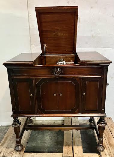 Antique Floor Model Victrola in Mahogany Case with lots of great records. 34" H x 34"W x 21"D: Antique Floor Model Victrola in Mahogany Case with lots of great records. 34" H x 34"W x 21"D