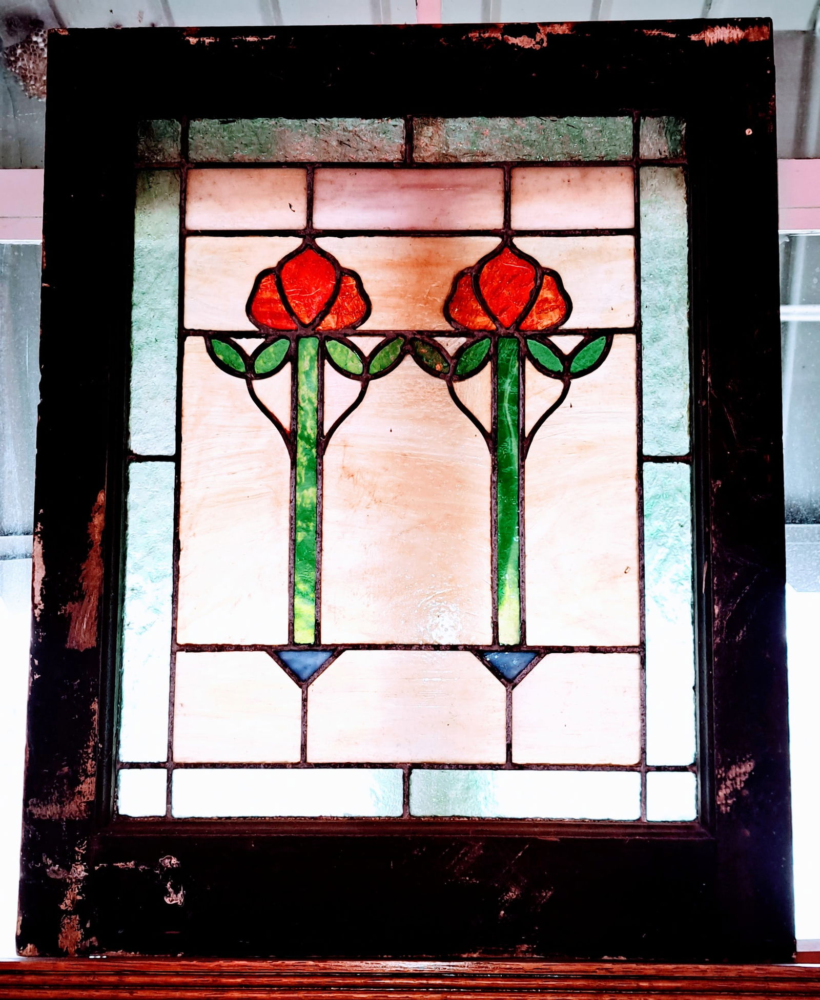 Art Deco Stained Glass Window with Flowers (1 of 4)