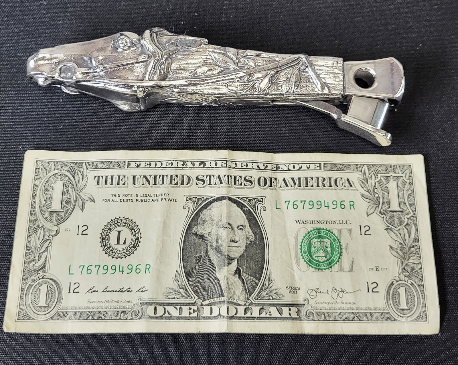 Horse Head Polished Cigar Cutter (1 of 4)