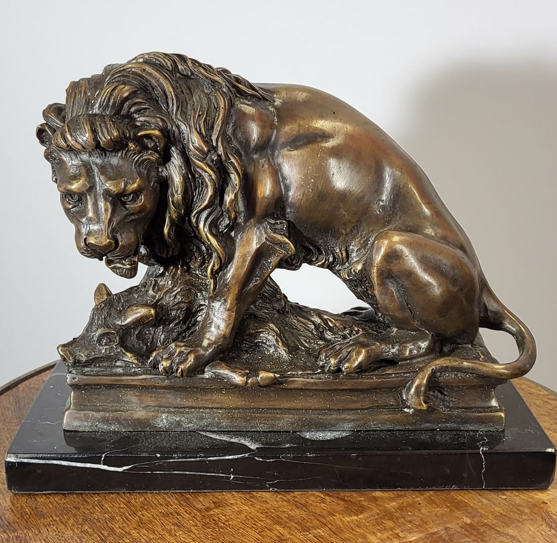 Bronze Lion Sculpture (1 of 4)