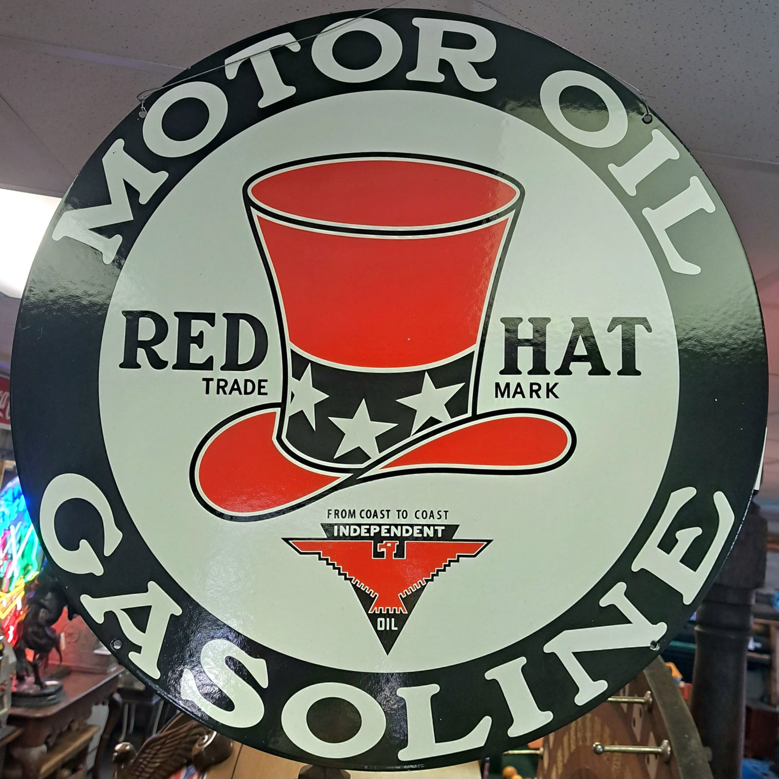 Red Hat Motor Oil Round Tin (1 of 2)