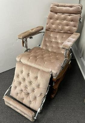 Velvet Victorian Bordello Chair (1 of 5)