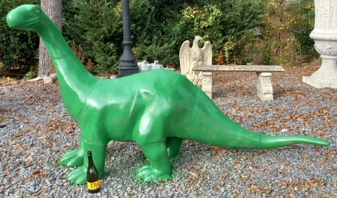 Sinclair gasoline dinosaur mascot (1 of 5)