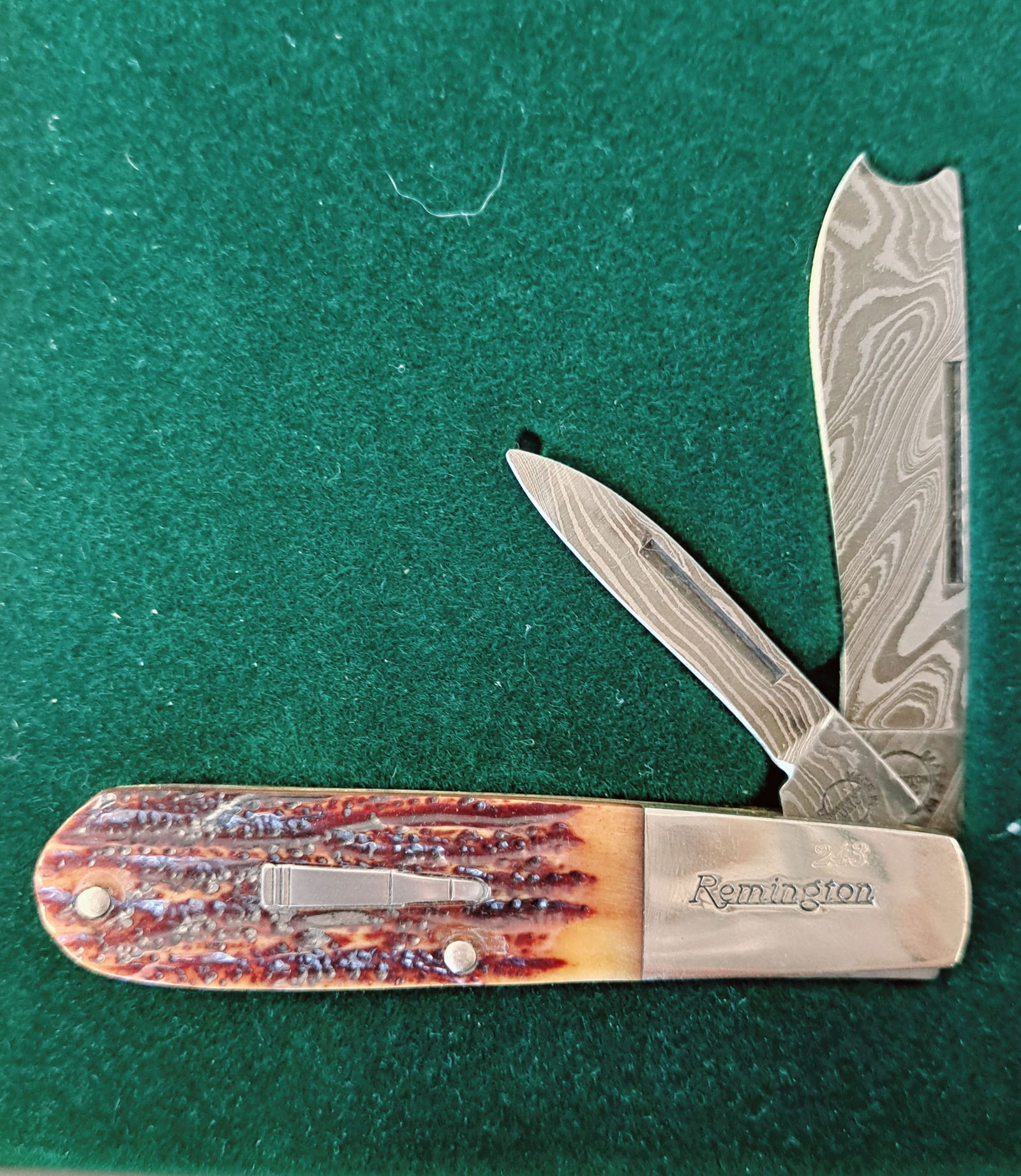Remington Veteran Bullet Pocket Knife (1 of 4)