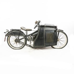 A 1907 Vintage Simplex Single Cylinder Motorcycle. (1 of 5)