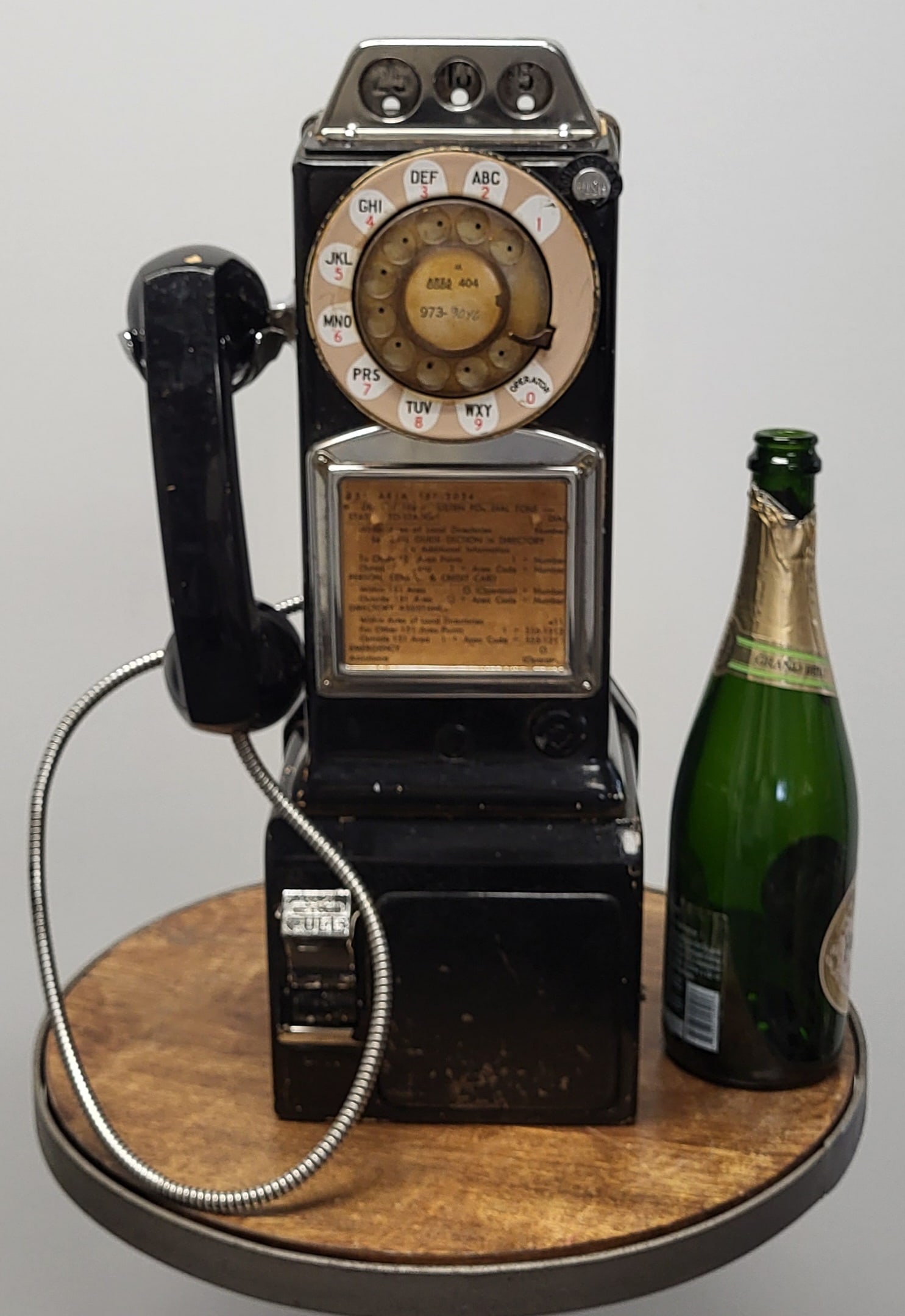 Original 1960's Black And Chrome Pay Phone (1 of 4)