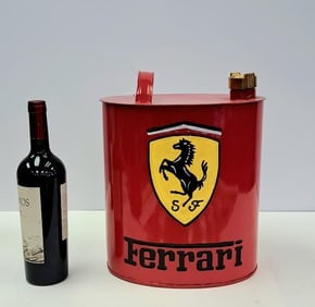 Embossed metal oil can with Ferrari logo in red. (1 of 4)