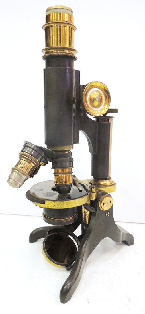 Harvey Reynolds & Co. microscope from Leeds: 11.5"h x 7"l x 5"w
