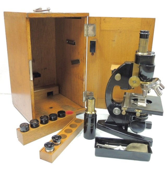 Carl Zeiss Jena microscope #176545: comes with case & accessories; boxed: 9"w x 9.25"l x 15"h