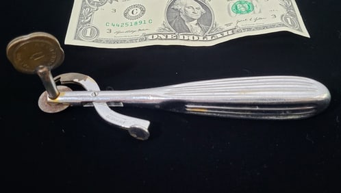 Antique Beaver Made Manual Ring Cutter