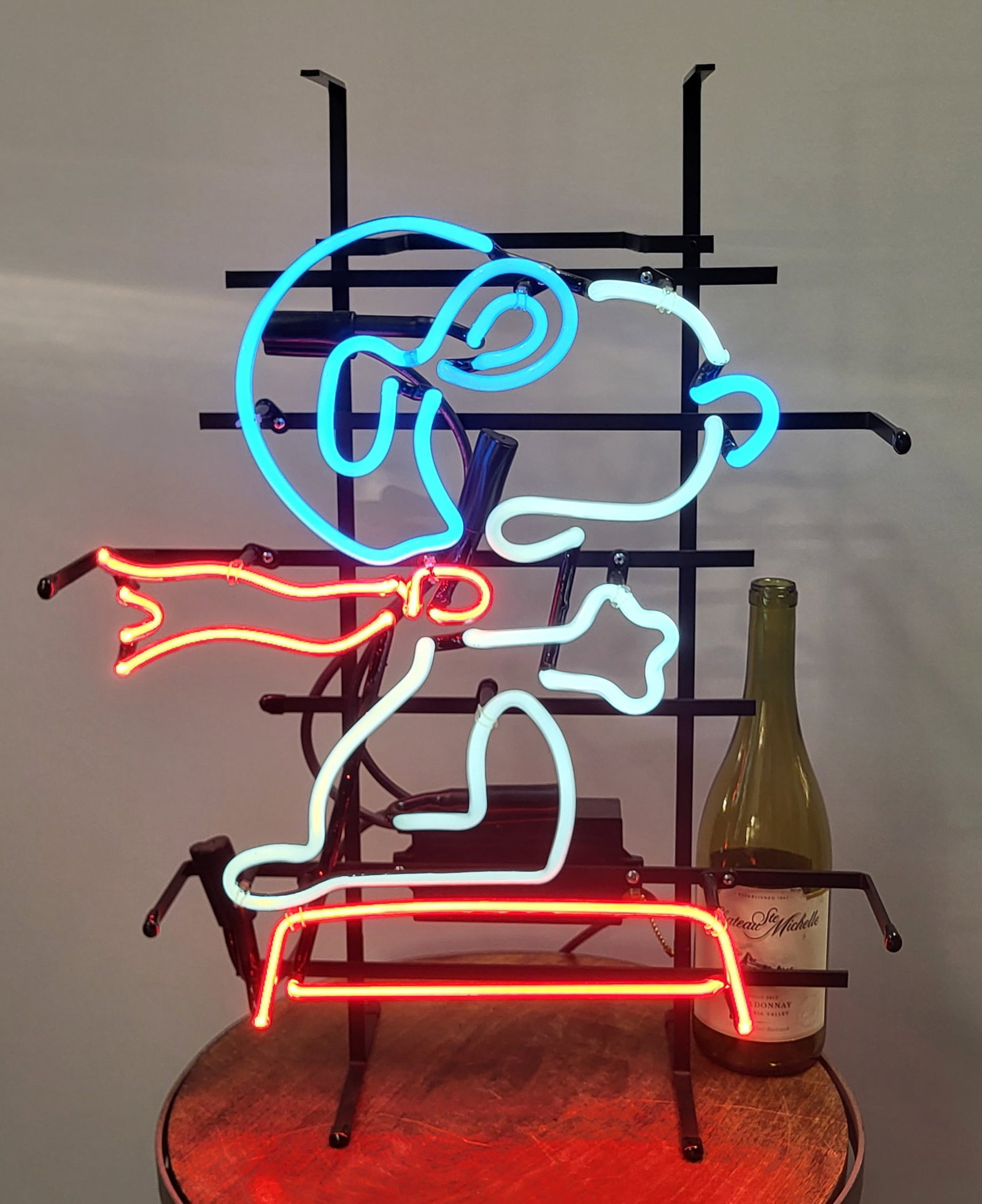 Snoopy Advertising Neon: Flying Snoopy advertising neon 23"h x 16"w x 6"d