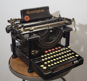 1907 Remington Typewriter Model No. 10