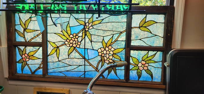 Antique American 3rd Street Studios Transom Window: Antique American Third Street Studios window from Cincinnati. 23" H x 50" W x 1.75" D