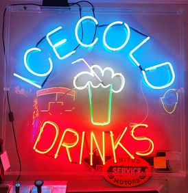 "Ice Cold Drinks" Neon Sign