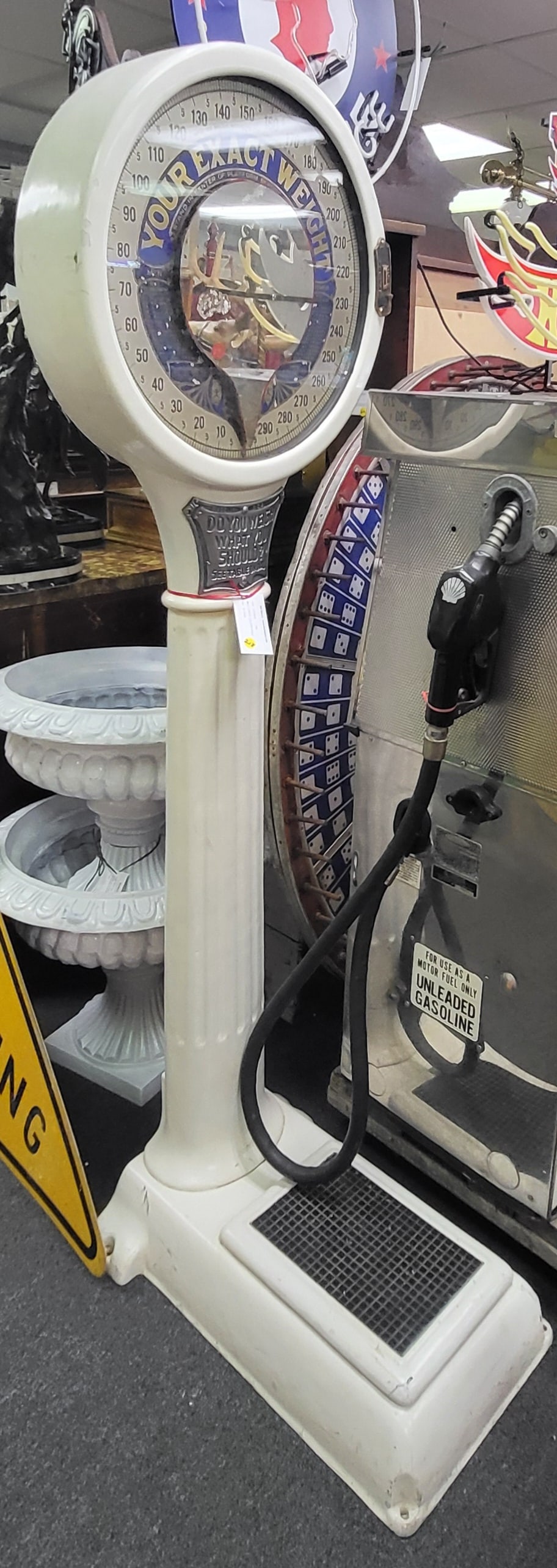 Mills Novelty Coin-Operated Lollipop Penny Scale (1 of 1)