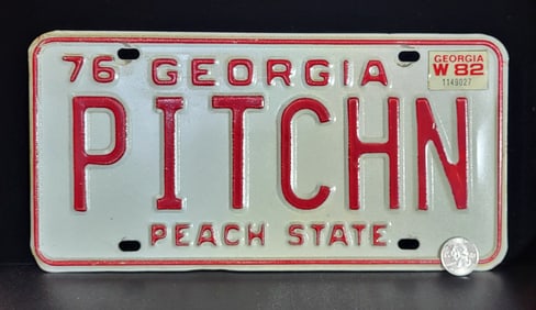 Prestige Commemorated 1976 Atlanta Braves License Tag