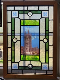 Cottage Window, Scene Victoria Tower in London, England