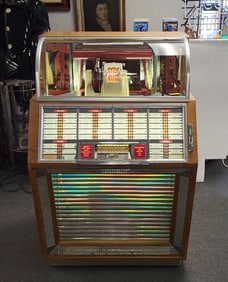 Seeburg Phonograph, Select-O-Matic coin-operated and Free play function, exclusively 45-RPM records,