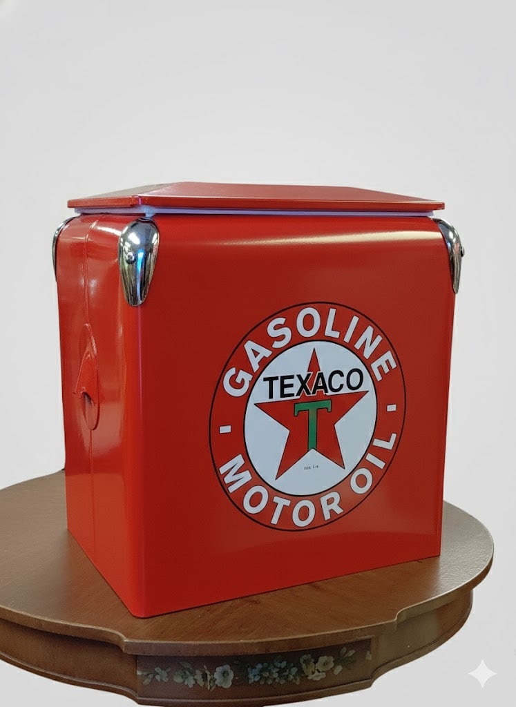 Texaco Motor Oil-Cooler (RED): Texaco Motor Oil Cooler with Handle in New Condition. Measures: 12"H x 11"W x 9"D.