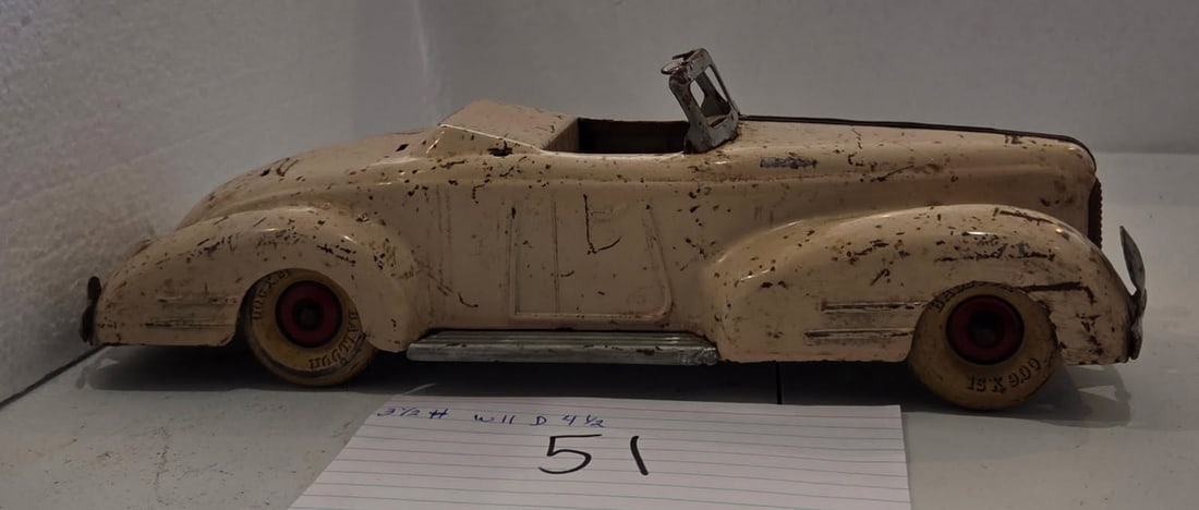 Vintage Cream Convertible Toy Car with lithographed "Balloon" on tires. (1 of 3)