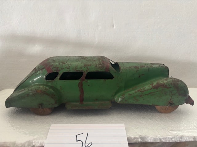 Long Green Sedan with Wooden Wheels (1 of 2)