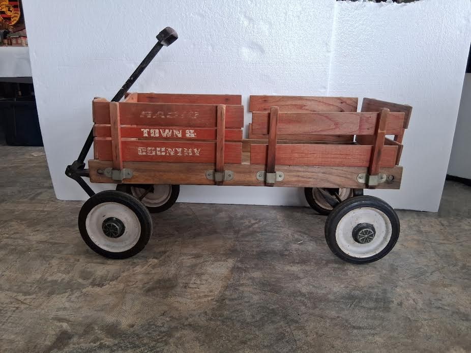 Vintage Town and Country Child’s Pull Wagon, Wood & Metal Coaster Wagon: Vintage Town and Country Child’s Pull Wagon, Wood & Metal Coaster Wagon