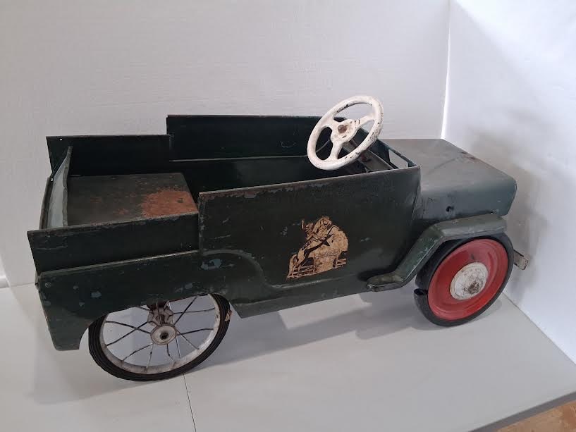 Roy Rogers Jeep Pedal Car: Roy Rogers Jeep Pedal Car – 42” Long