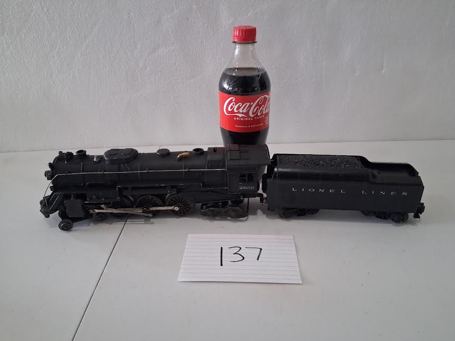 Vintage Lionel No. 2055 O Gauge Hudson Steam Locomotive (1 of 5)