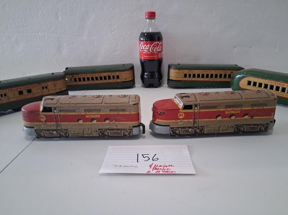 Complete green and yellow Art Deco 4 car Marx Streamliner set including rare U.S. Mail Railway Post (1 of 6)