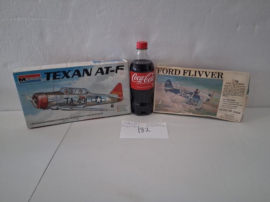 2 Vintage Model Kits 1/48 scale model kit Toyan AT-6 / 1/48 scale model kit Ford Trimotor: 2 Vintage Model Kits 1/48 scale model kit Toyan AT-6 / 1/48 scale model kit Ford Trimotor