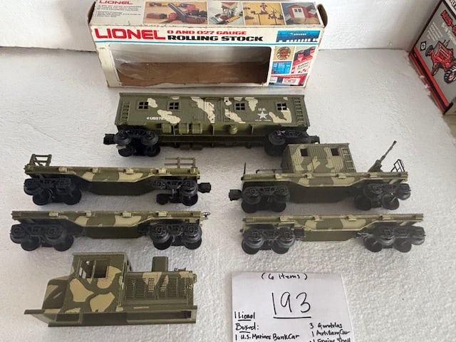 6 Piece Lot: Lionel Military Rolling Stock Cars (1 of 1)