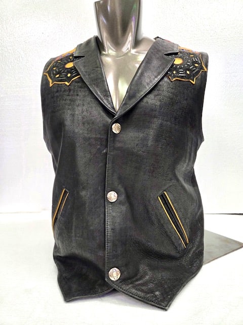 Vintage Black Leather Vest with Buffalo & Sunburst Design/Medium: Striking black leather vest with large yellow/orange sunburst and black buffalo silhouette on the back. Size: Medium Detailed stitching and Western styling, (RC4718) Womans's Medium