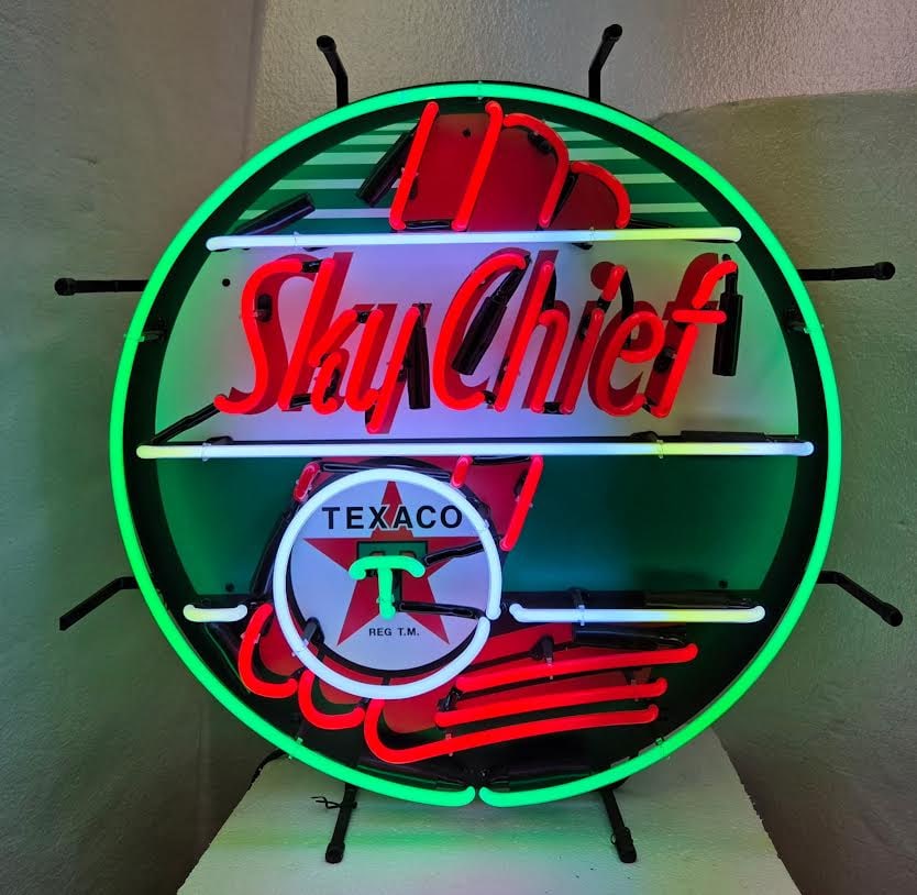 Texaco "Sky Chief" Neon (1 of 2)