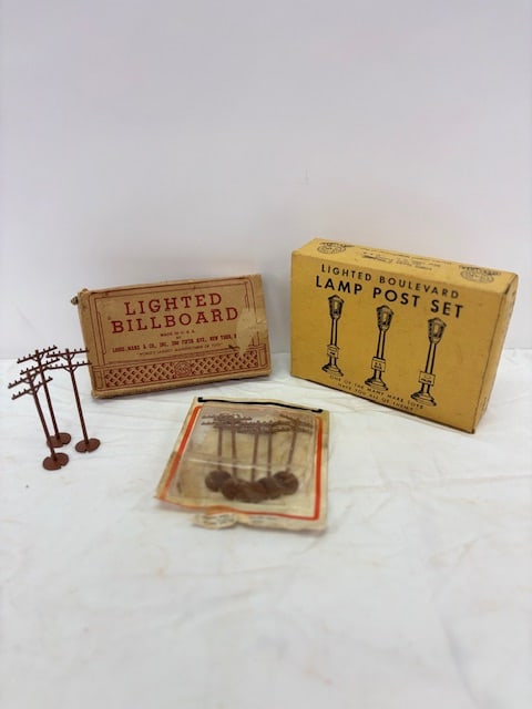 Group Lot of "Life-Like" Brand Train Scenery Accessories in original packaging (1 of 3)