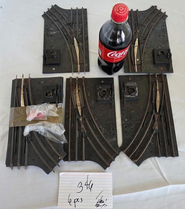 6 Pc Track and Lionel Switch (1 of 2)
