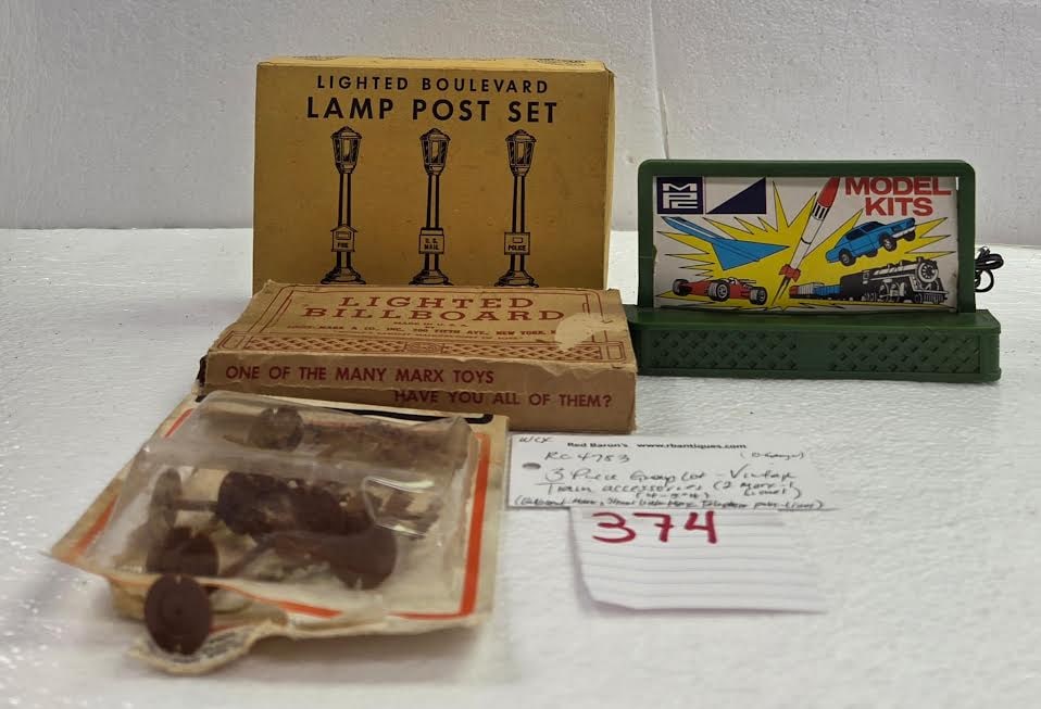 3 Piece Lot Vintage Marx Railroad Scenery (1 of 4)